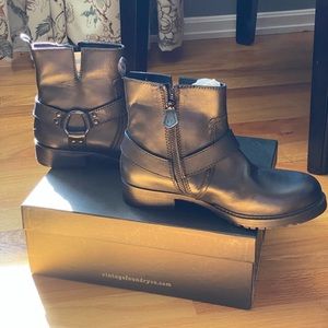 Vintage Foundry Co. Morgan Mid-Top Boot